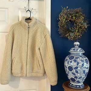 Women’s Urban Outfitters Ecru Sherpa Bomber Jacket Size Medium